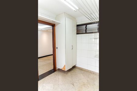 Apartamento à venda com 180m², 3 quartos e 2 vagasÁrea de Serviço