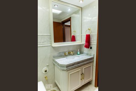 Apartamento à venda com 180m², 3 quartos e 2 vagasBanheiro da Suíte 