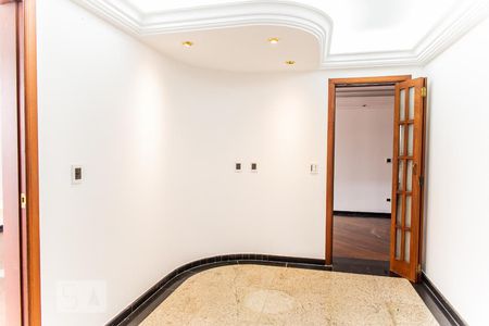 Apartamento à venda com 180m², 3 quartos e 2 vagasCopa