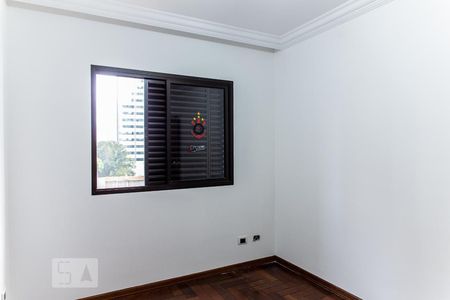 Apartamento à venda com 180m², 3 quartos e 2 vagasQuarto 2