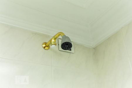 Apartamento à venda com 180m², 3 quartos e 2 vagasChuveiro