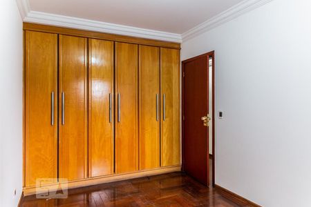 Apartamento à venda com 180m², 3 quartos e 2 vagasQuarto 1