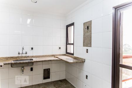 Apartamento à venda com 180m², 3 quartos e 2 vagasCozinha