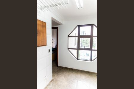 Apartamento à venda com 180m², 3 quartos e 2 vagasÁrea de Serviço