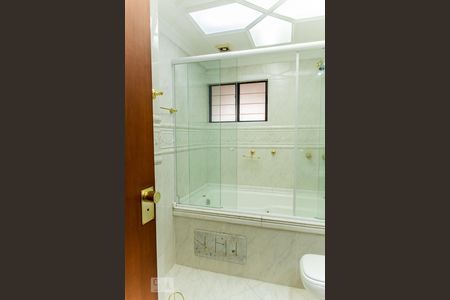 Apartamento à venda com 180m², 3 quartos e 2 vagasBanheiro da Suíte 