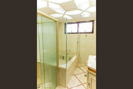 Apartamento à venda com 180m², 3 quartos e 2 vagasBanheiro da Suíte 