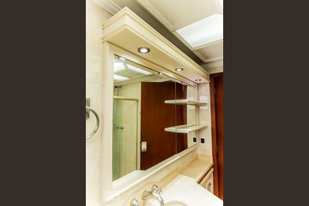 Apartamento à venda com 180m², 3 quartos e 2 vagasEspelho