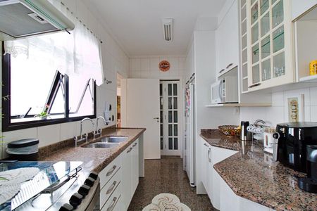 Apartamento à venda com 178m², 3 quartos e 3 vagasCozinha