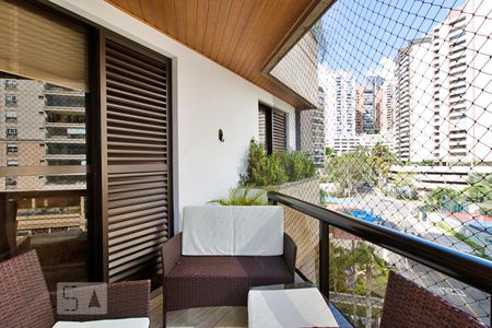 Apartamento à venda com 178m², 3 quartos e 3 vagasVaranda da Sala