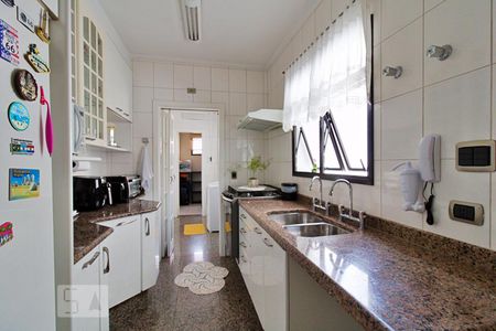 Apartamento à venda com 178m², 3 quartos e 3 vagasCozinha