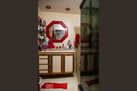 Apartamento à venda com 180m², 3 quartos e 1 vagaBanheiro da Suíte