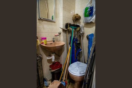 Apartamento à venda com 180m², 3 quartos e 1 vagaBanheiro de Serviço