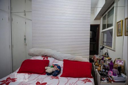 Apartamento à venda com 180m², 3 quartos e 1 vagaSuíte