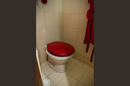 Apartamento à venda com 180m², 3 quartos e 1 vagaBanheiro da Suíte