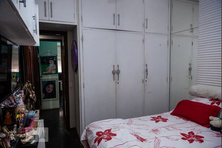 Apartamento à venda com 180m², 3 quartos e 1 vagaSuíte