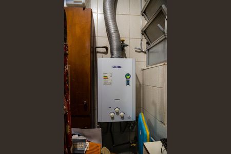 Apartamento à venda com 180m², 3 quartos e 1 vagaÁrea de Serviço