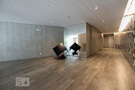 Studio à venda com 40m², 1 quarto e 1 vaga Studio à venda com 40m², 1 quarto e 1 vagaHall Social