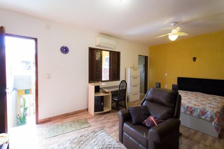 Casa à venda com 80m², 1 quarto e 2 vagasEdícula