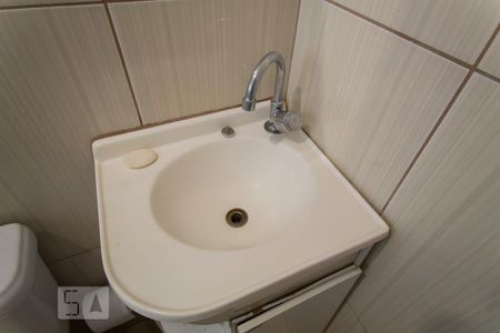 Casa à venda com 80m², 1 quarto e 2 vagasEdícula - Banheiro 