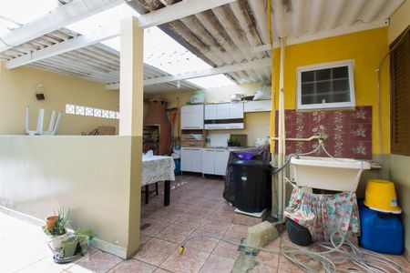 Casa à venda com 80m², 1 quarto e 2 vagasChurrasqueira