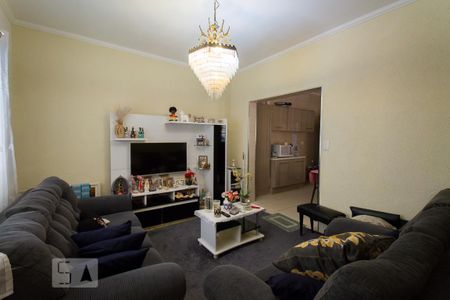 Casa à venda com 80m², 1 quarto e 2 vagasSala