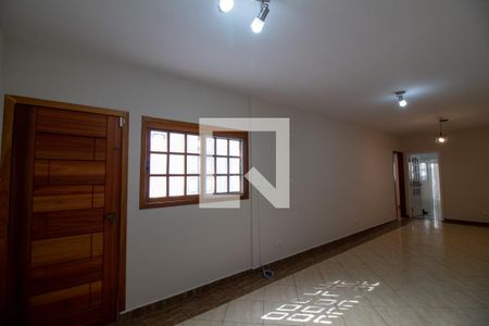 Sala de casa à venda com 3 quartos, 240m² em Jardim Dom Bosco, São Paulo