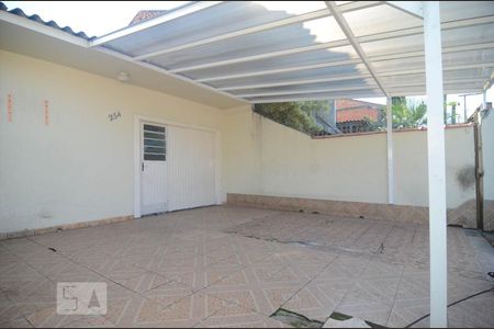 Casa à venda com 150m², 2 quartos e 2 vagasGaragem