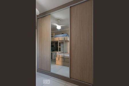 Apartamento para alugar com 62m², 3 quartos e 2 vagas Apartamento para alugar com 62m², 3 quartos e 2 vagasQuarto 1 - Armários