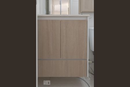 Apartamento para alugar com 62m², 3 quartos e 2 vagas Apartamento para alugar com 62m², 3 quartos e 2 vagasBanheiro