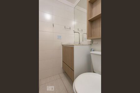 Apartamento para alugar com 62m², 3 quartos e 2 vagas Apartamento para alugar com 62m², 3 quartos e 2 vagasBanheiro