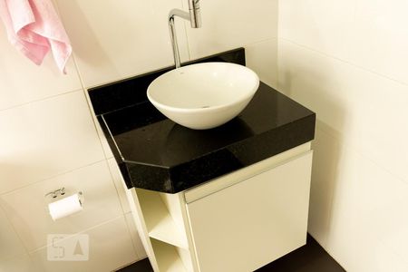 Apartamento à venda com 43m², 1 quarto e 1 vagaDetalhe do Banheiro Social