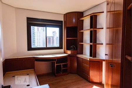 Quarto 1 de apartamento para alugar com 4 quartos, 327m² em Jardim Vila Mariana, São Paulo