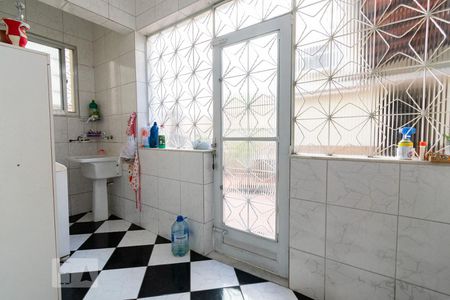 Casa para alugar com 250m², 4 quartos e 3 vagasÁrea de Serviço