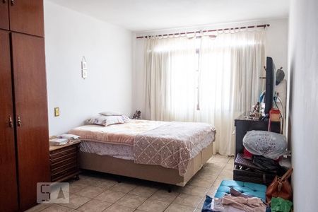 Suíte de casa para alugar com 4 quartos, 150m² em Vila Santana, São Paulo