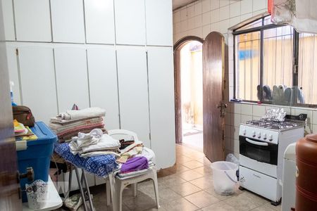 Casa à venda com 150m², 4 quartos e 2 vagasLavanderia