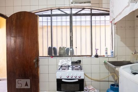 Casa à venda com 150m², 4 quartos e 2 vagasLavanderia