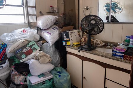 Casa à venda com 150m², 4 quartos e 2 vagasBanheiro