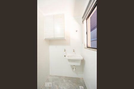 Apartamento para alugar com 40m², 2 quartos e sem vaga Apartamento para alugar com 40m², 2 quartos e sem vagaÁrea de serviço