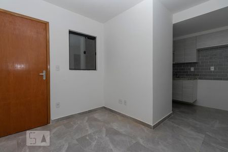 Sala de apartamento para alugar com 2 quartos, 40m² em Vila Antonina, São Paulo