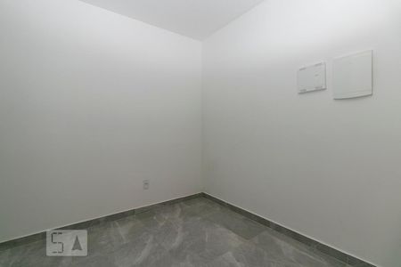 Sala de apartamento para alugar com 2 quartos, 40m² em Vila Antonina, São Paulo