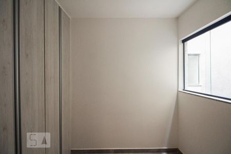 Quarto 1 de apartamento para alugar com 2 quartos, 40m² em Vila Antonina, São Paulo