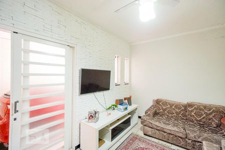Sala de casa à venda com 4 quartos, 300m² em Vila Ivone, São Paulo