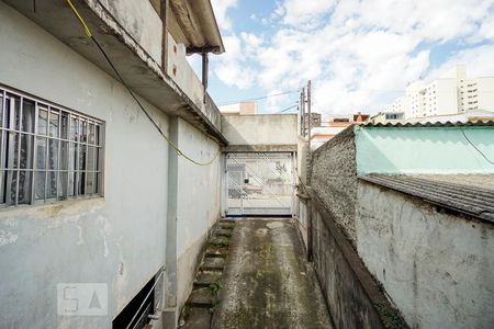 Vista quarto suíte 02 de casa à venda com 4 quartos, 300m² em Vila Ivone, São Paulo