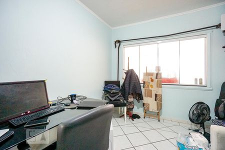 Quarto 01 de casa à venda com 4 quartos, 300m² em Vila Ivone, São Paulo