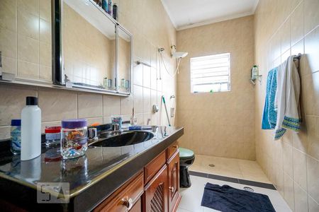 Casa à venda com 300m², 4 quartos e 1 vagaBanheiro social