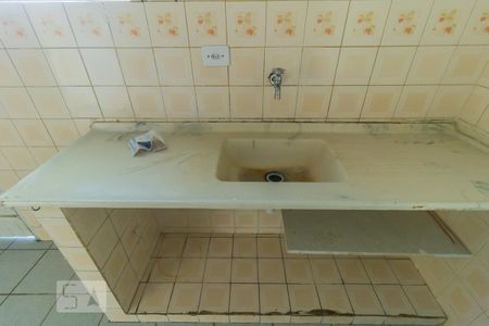 Detalhe cozinha de casa para alugar com 1 quarto, 44m² em Vila Talarico, São Paulo