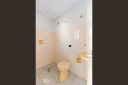 Banheiro de casa para alugar com 1 quarto, 44m² em Vila Talarico, São Paulo