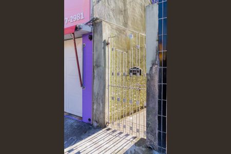 Fachada de casa para alugar com 1 quarto, 44m² em Vila Talarico, São Paulo