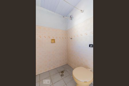 Banheiro de casa para alugar com 1 quarto, 44m² em Vila Talarico, São Paulo
