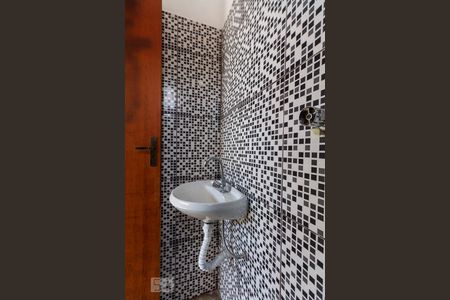 Casa à venda com 120m², 3 quartos e 2 vagasBanheiro - Terraço